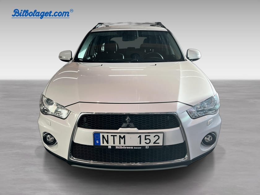 Bild 2 av Mitsubishi Outlander 7-seater 2.2 Di-D AWD