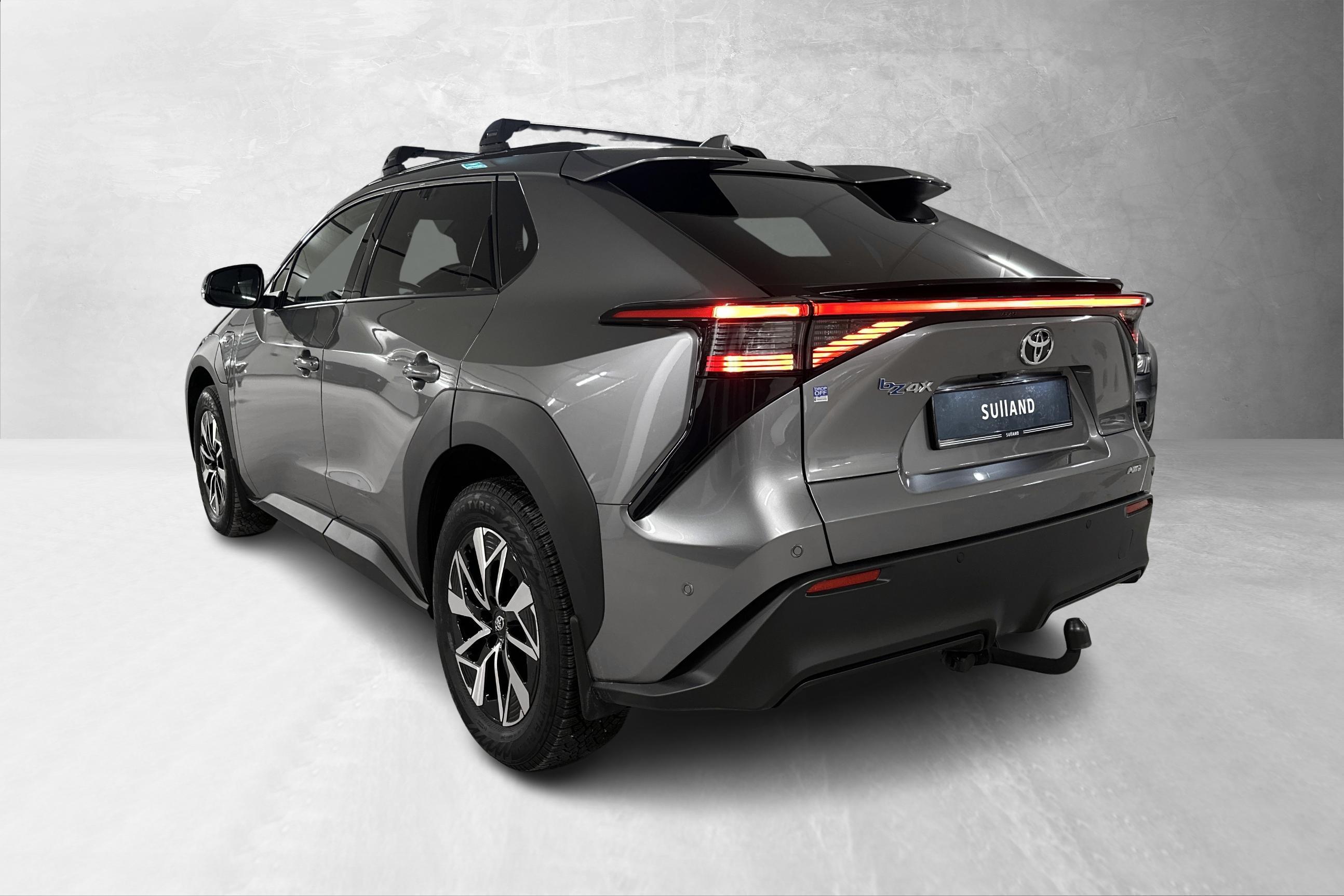 Thumnail bilde 2 av Toyota bZ4X