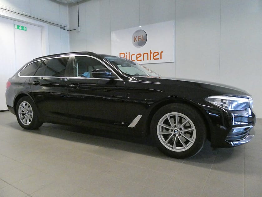 Bild 4 av BMW 520d xDrive Touring Automat-Navigation-Backkamera-Värmare-SoV