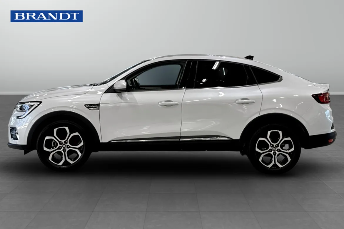 Renault Arkana E-TECH 145