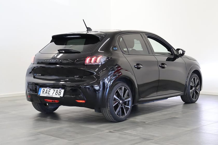 Bild 3 av Peugeot e-208 Ultimate Business GT V-Hjul PANO NYSERVAD