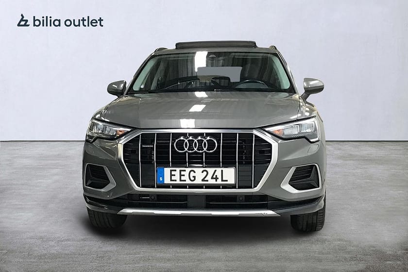 Bild 3 av Audi Q3 40 TDI quattro S Tronic ProlineAdv 200hk Cockpit Pano