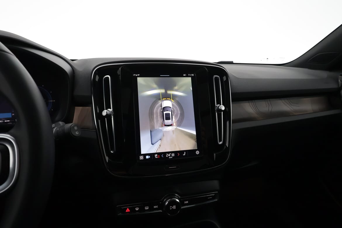 Volvo XC40 2023 - miniatyr 14