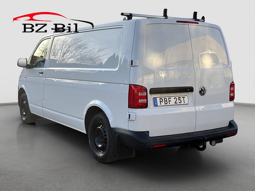 Bild 4 av Volkswagen Transporter T30 2.0 TDI Lång V-Inredd Moms Värmare Drag