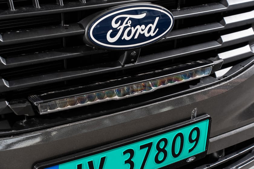 Bilde 3 av Ford Transit Custom 320 170hk 4x4 Lang Webasto Lazer MatrixLED Komfortvegg+++