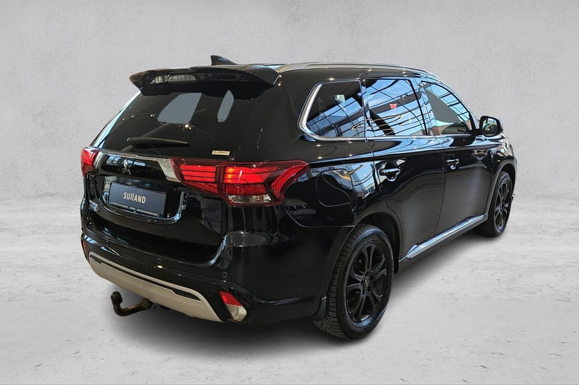 Bilde 5 av Mitsubishi Outlander PHEV 2.4 224HK I H.feste I Skinn I 360Kamera I VarmeRatt I