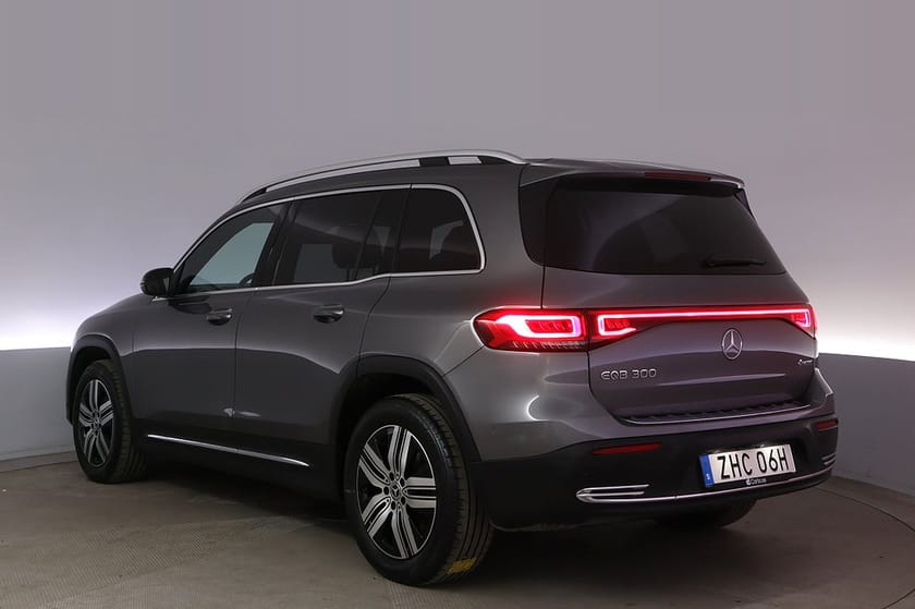 Bild 4 av Mercedes-Benz EQB 300 4MATIC Progressive BSM AdapFarth Navi