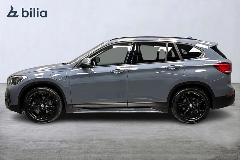 Bild 4 av BMW X1 xDrive25e xDrive25e-Sport line-Panorama-Head up display-Dragkrok