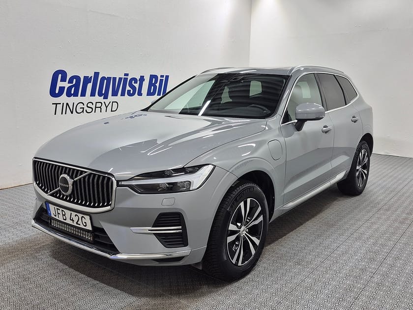 Bild 1 av Volvo XC60 T6 Recharge Core Bright plug in AWD 350HK 4x4 Panorama