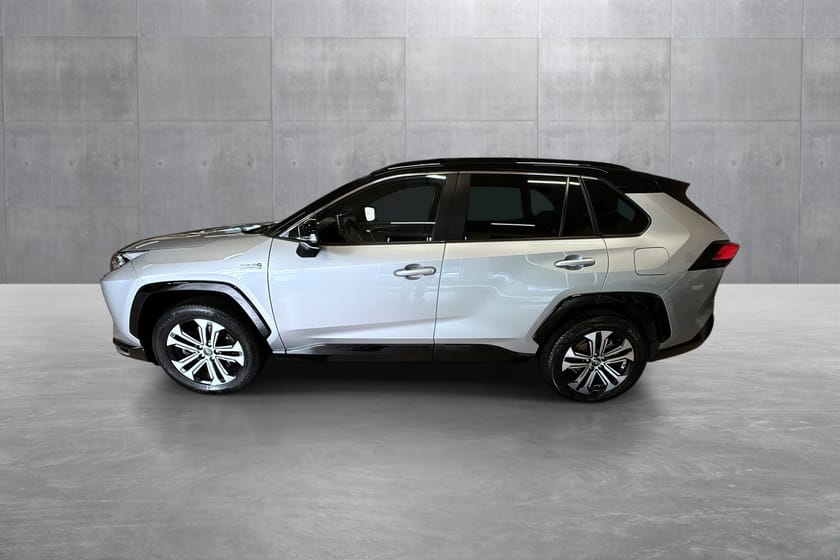 Bilde 2 av Toyota RAV4 Plug-in Hybrid 2.5 Bensin PH Automat AWD-i Executive Bitone Panorama
