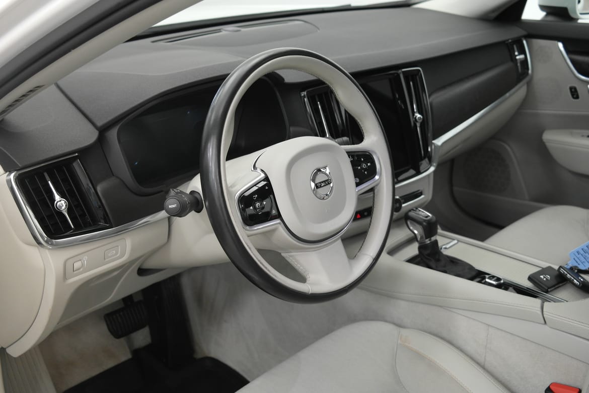 Volvo V90 2017 - miniatyr 8
