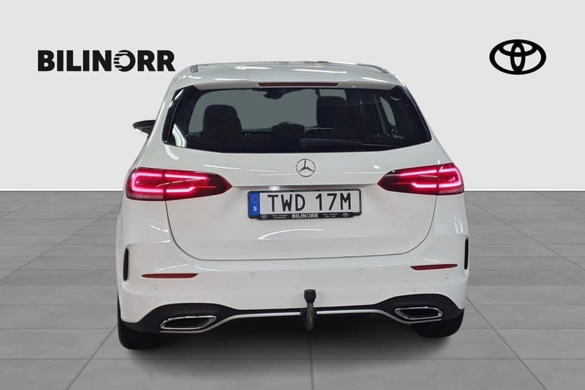 Bild 4 av Mercedes-Benz B 200 AMG LINE | PANORAMA | DRAG  | VHJUL