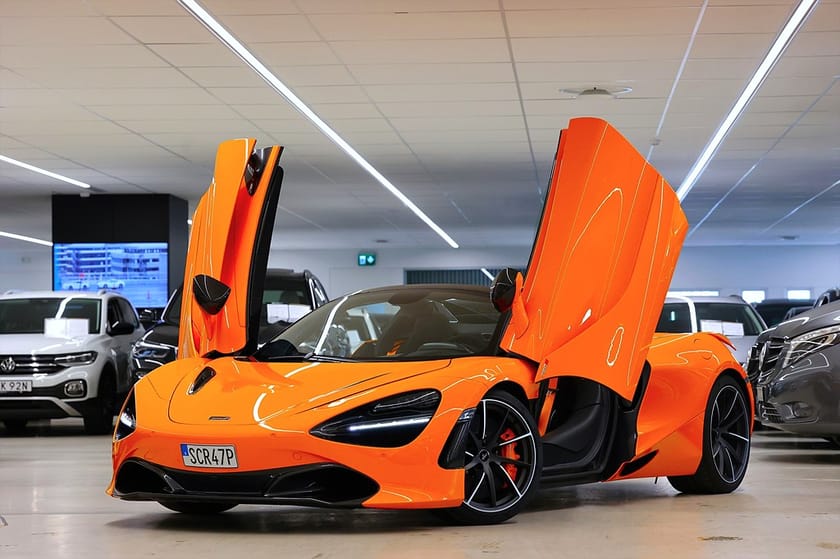 Bild 1 av McLaren 720S Spider Performance Plus B&W Carbon Lift