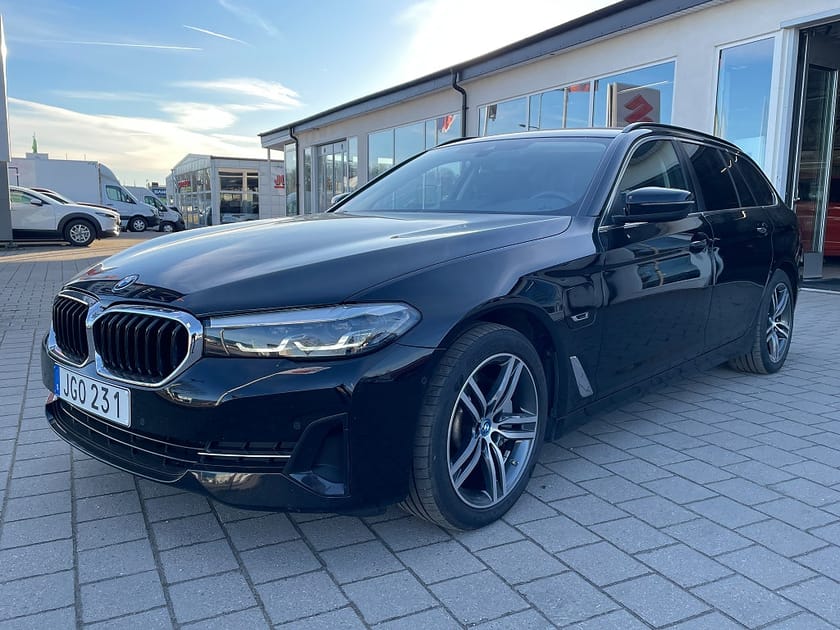 Bild 3 av BMW 530e Touring Plug-In 292hk G31 LCI