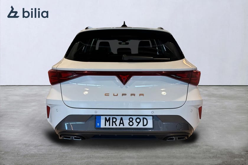 Bild 2 av CUPRA Leon Sportstourer 1.5 eTSI DSG7 INK EDGE&Metalliclack/OMGÅENDE LEV