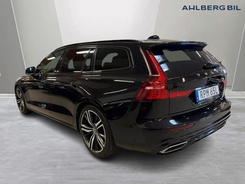 Bild 3 av Volvo V60 D3 R-Design, Harman/Kardon, 19" fälg, Navigation Pro, Klimatpaket, Tonade rutor