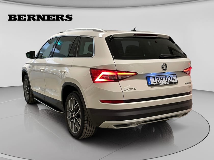 Bild 3 av Škoda Kodiaq Scout 2.0 TDI DSG / Drag / / Panorama