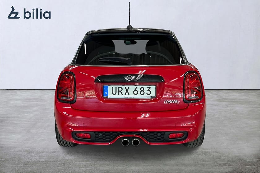 Bild 4 av MINI Cooper S 5-dörrars / Läderklädsel / Tonade rutor / Komfortöpp.