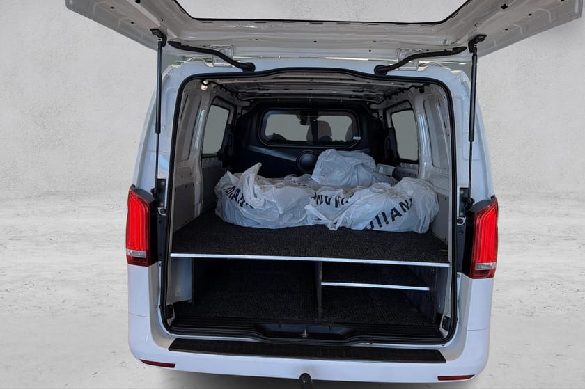 Bilde 5 av Mercedes-Benz Vito 119 BlueTEC 4MATIC 2.8t A1 190 HK DOBBELGULV/ LEDDBAR