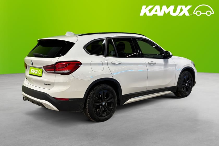 Bild 4 av BMW X1 xDrive25e Sport Line Skinn HuD