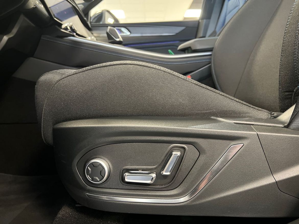 Lynk & Co 01 2023 - miniatyr 11