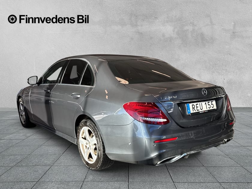 Bild 3 av Mercedes-Benz E 220 d AMG HUD D-Värmare 360° Navi