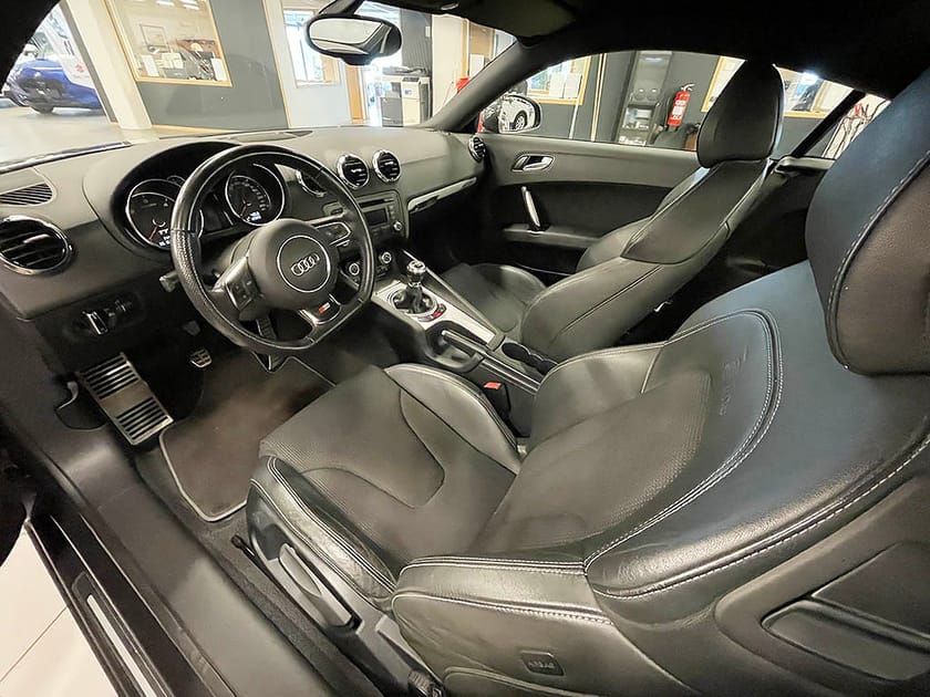 Bild 4 av Audi TT Coupé Coupe 2,0 TDI Quattro S-Line 170 HK