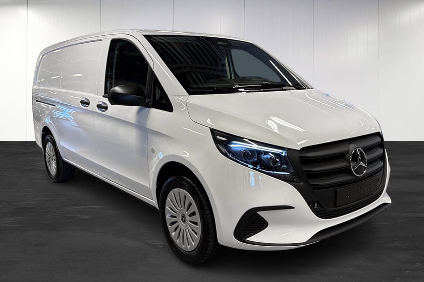 Bild 2 av Mercedes-Benz Vito 116 CDI 4x4 3.0t SKÅP LÅNG PRO 9G-Tronic | Smartphone | Drag | Backkamera