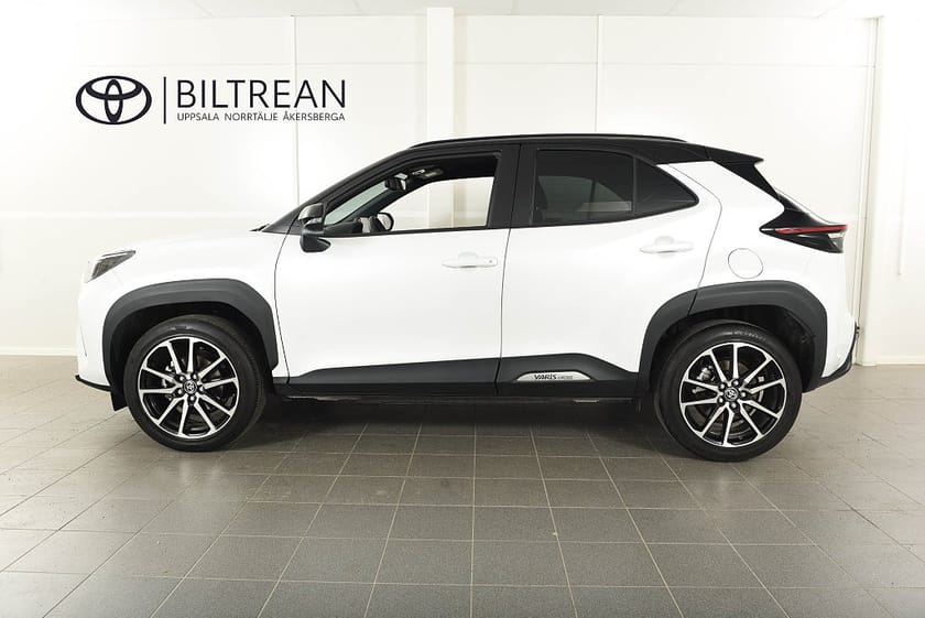 Bild 2 av Toyota Yaris Cross Hybrid 130 1,5 Elhybrid GR-Sport Bi-Tone JBL