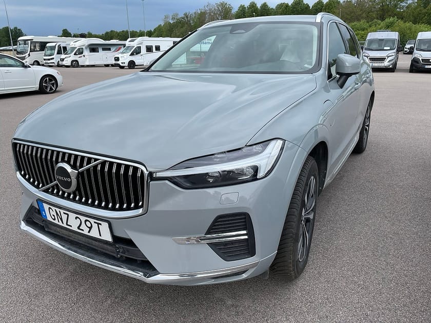 Bild 1 av Volvo XC60 T6 Recharge Core Bright plug in AWD 350HK 4x4 Panorama