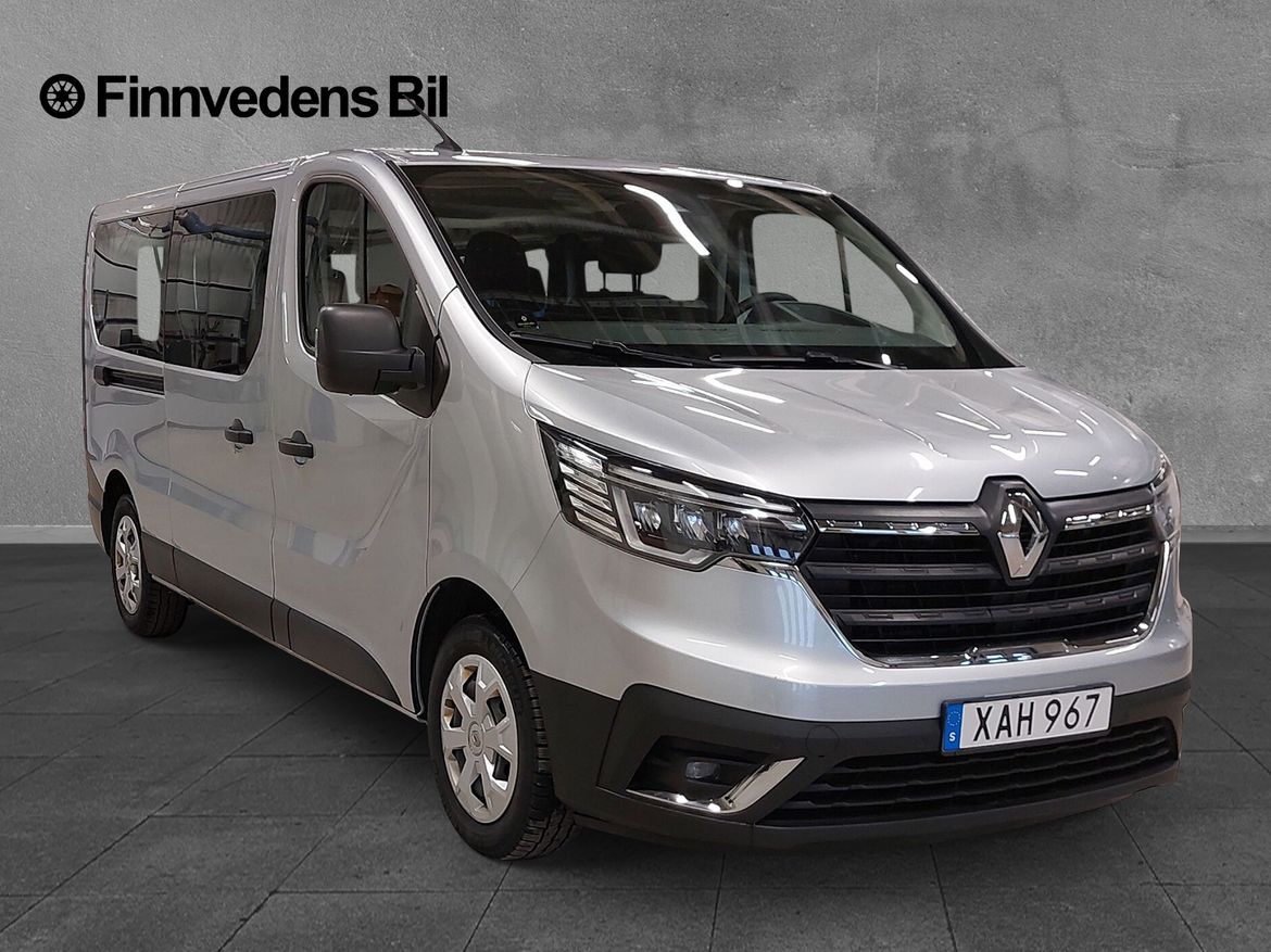 Renault Trafic 2023 - miniatyr 2