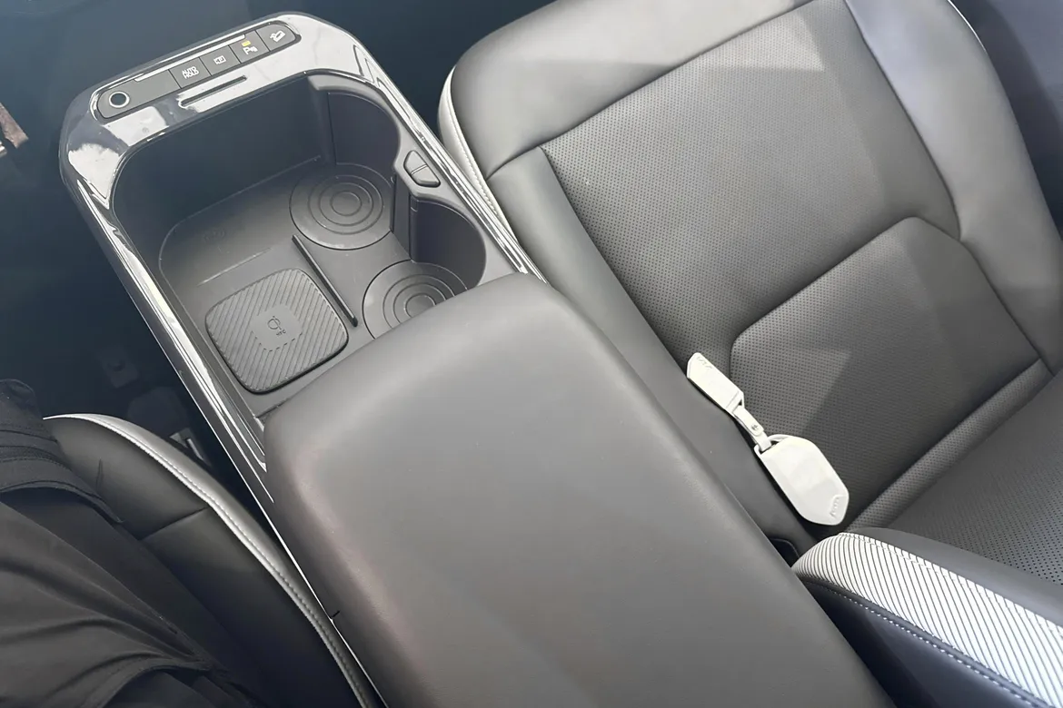 picture of a car