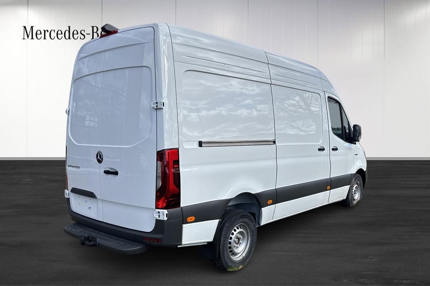 Bild 4 av Mercedes-Benz eSprinter 414 81 kWh SKÅP A2 PRO | LAGER