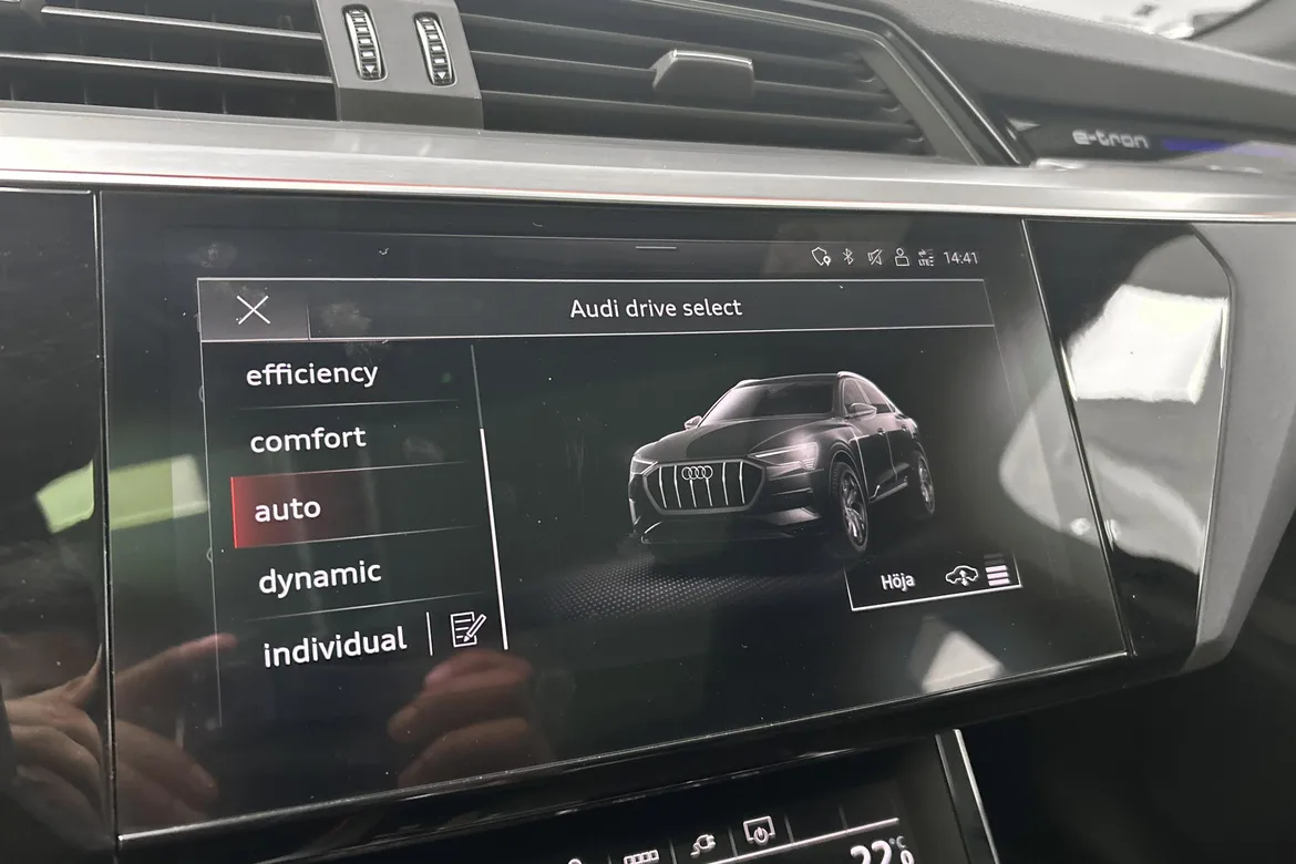 picture of a car