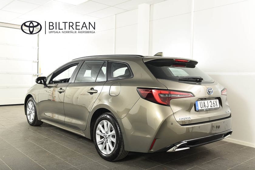 Bild 2 av Toyota Corolla Touring Sports Hybrid Kombi 1,8 Elhybrid Active Plus 140hk