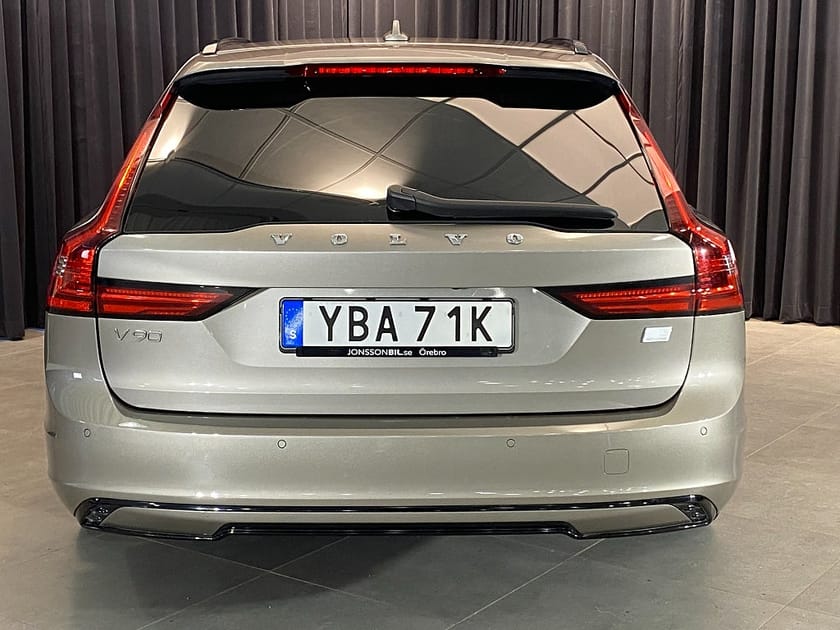 Bild 2 av Volvo V90 Recharge T8 AWD AUT R-Design / DRAG /
