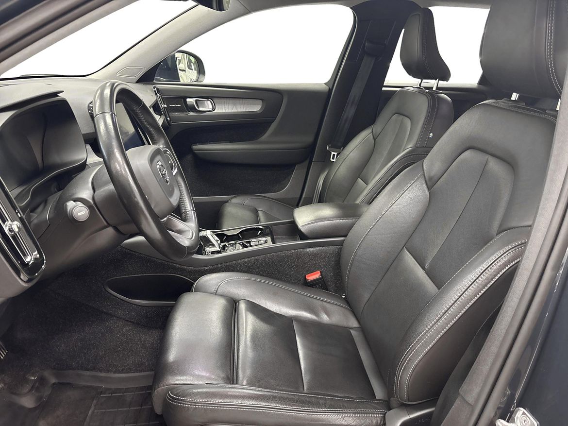 Volvo XC40 2021 - miniatyr 8