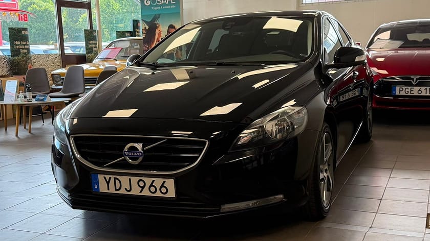 Bild 3 av Volvo V40 T2 Your Kinetic Euro 6| 3,45%Ränta