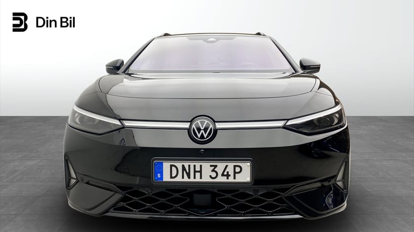 Bild 4 av Volkswagen ID.7 GTX Tourer 86KWH Drag/komfort/Assistanspaket