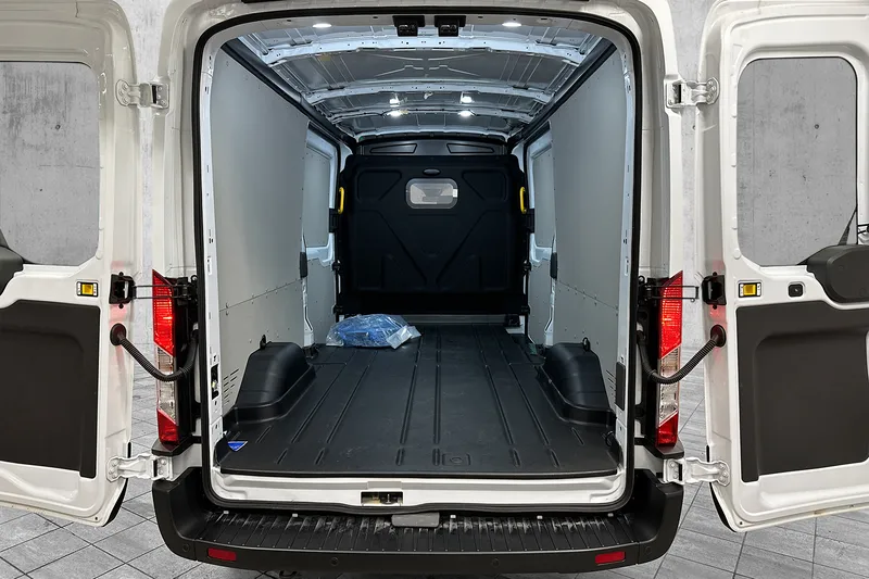Ford E-Transit 390 bilde 7
