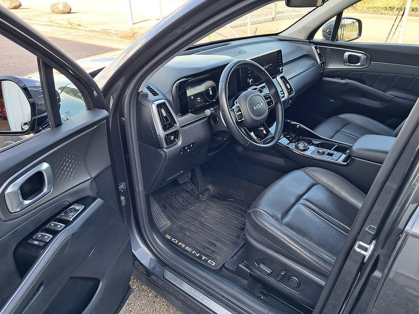 Bild 2 av Kia Sorento PHEV Recharge 7-sits Plug in 265HK Advance Läder