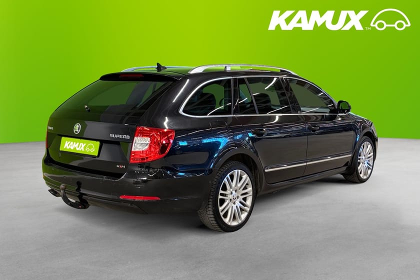 Bild 4 av Škoda Superb Kombi 2.0 TDI 4x4 DSG Elegance Drag Värmare Navi