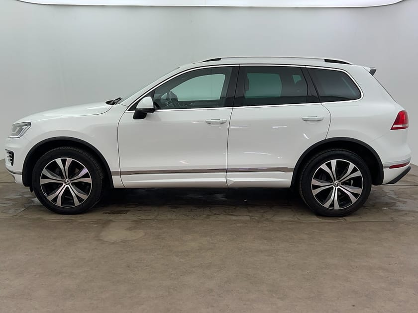 Bild 3 av Volkswagen Touareg 3.0 V6 TDI 262hk 4M R-line Kamera Drag