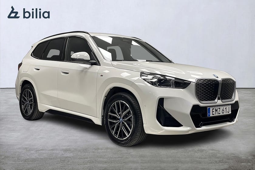 Bild 1 av BMW iX1 xDrive30 M Sport / Dragkrok / Head-up /Comfort access
