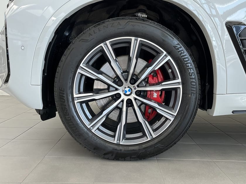 Bild 4 av BMW X5 xDrive30d 4,95 ränta M Sport Pro H/K Drag ComfortAccess