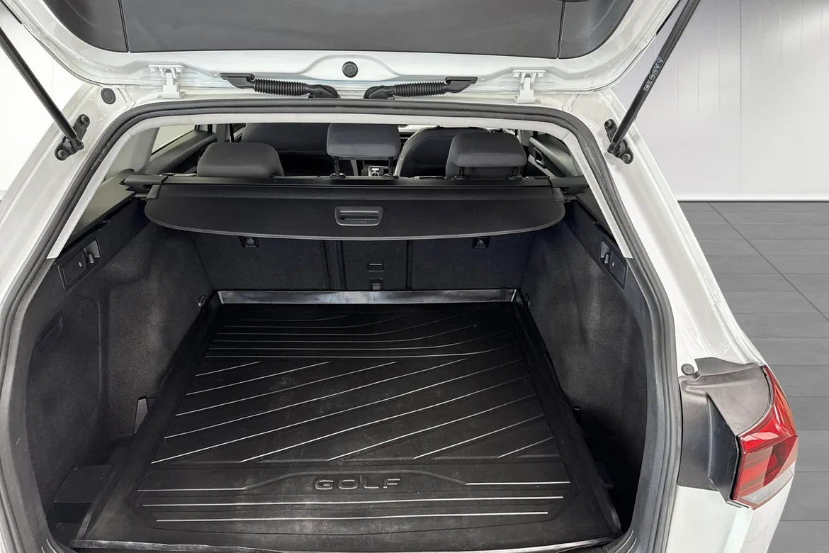 picture of a car