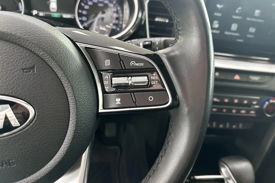 picture of a car
