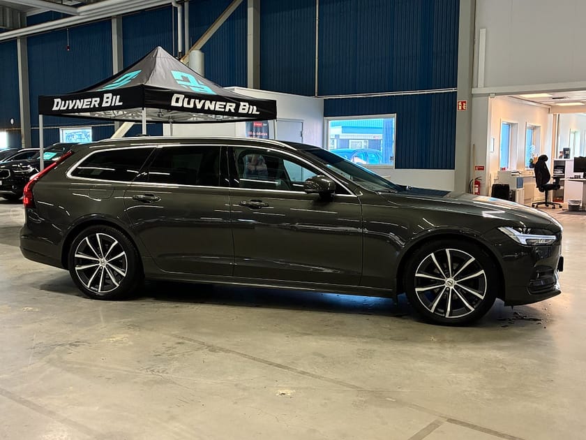Bild 2 av Volvo V90 D4 AWD Aut Adv. edt | Backkamera | Navi | V-hjul