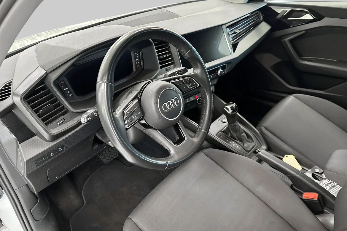 picture of a car