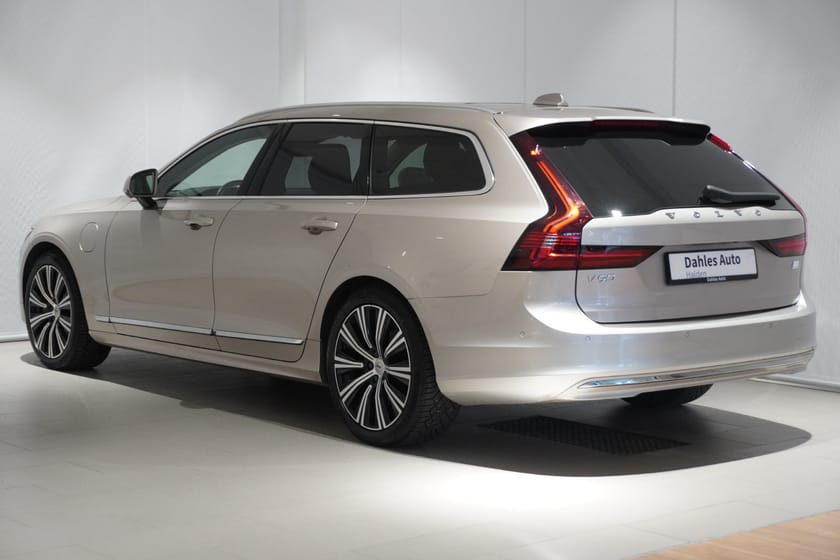 Bilde 4 av Volvo V90 T6 350hk AWD Plus Bright PANORAMA,KROK,SKINN,H&K,360